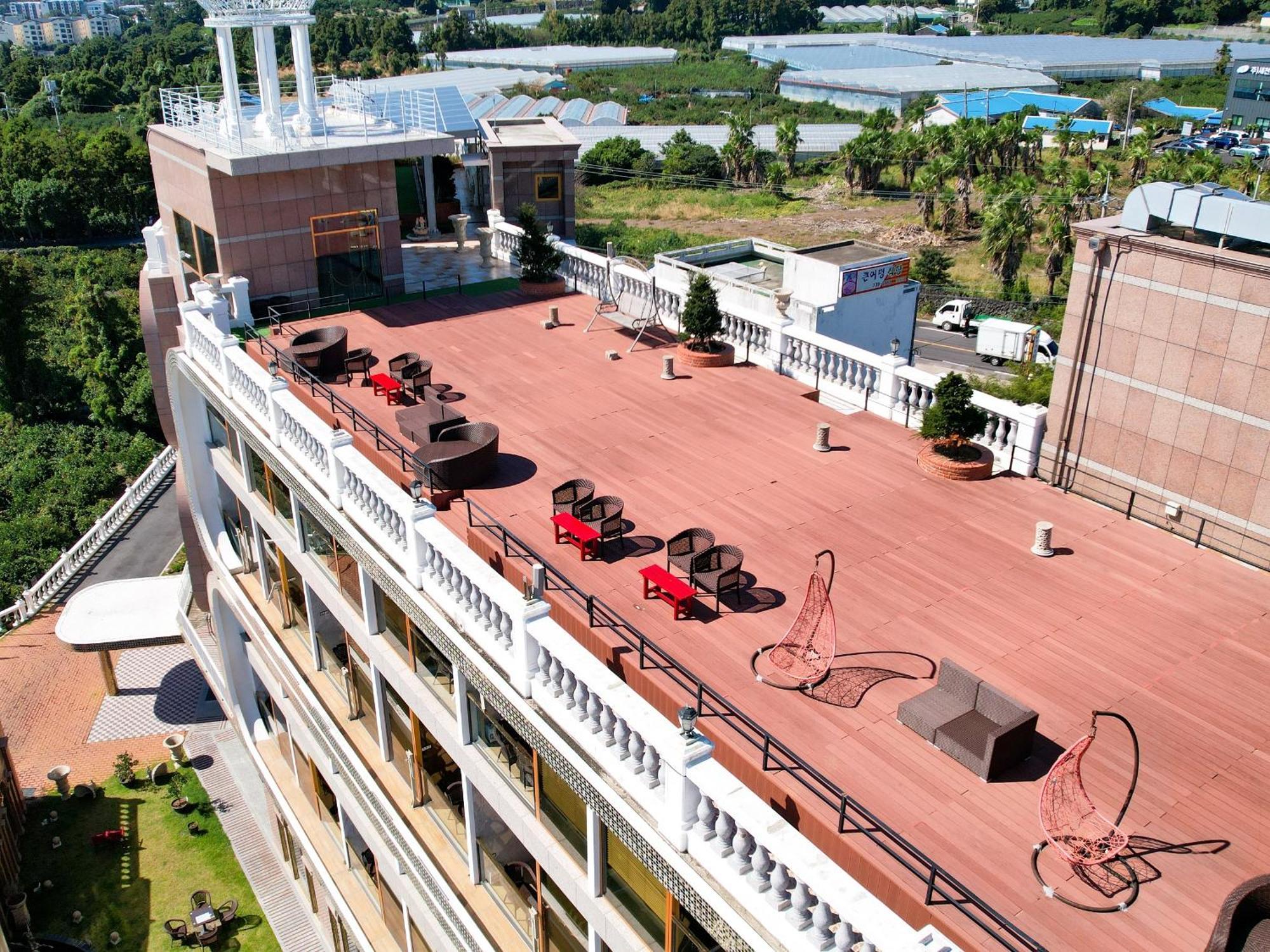 Goldone Hotel & Suites Seogwipo Exterior photo