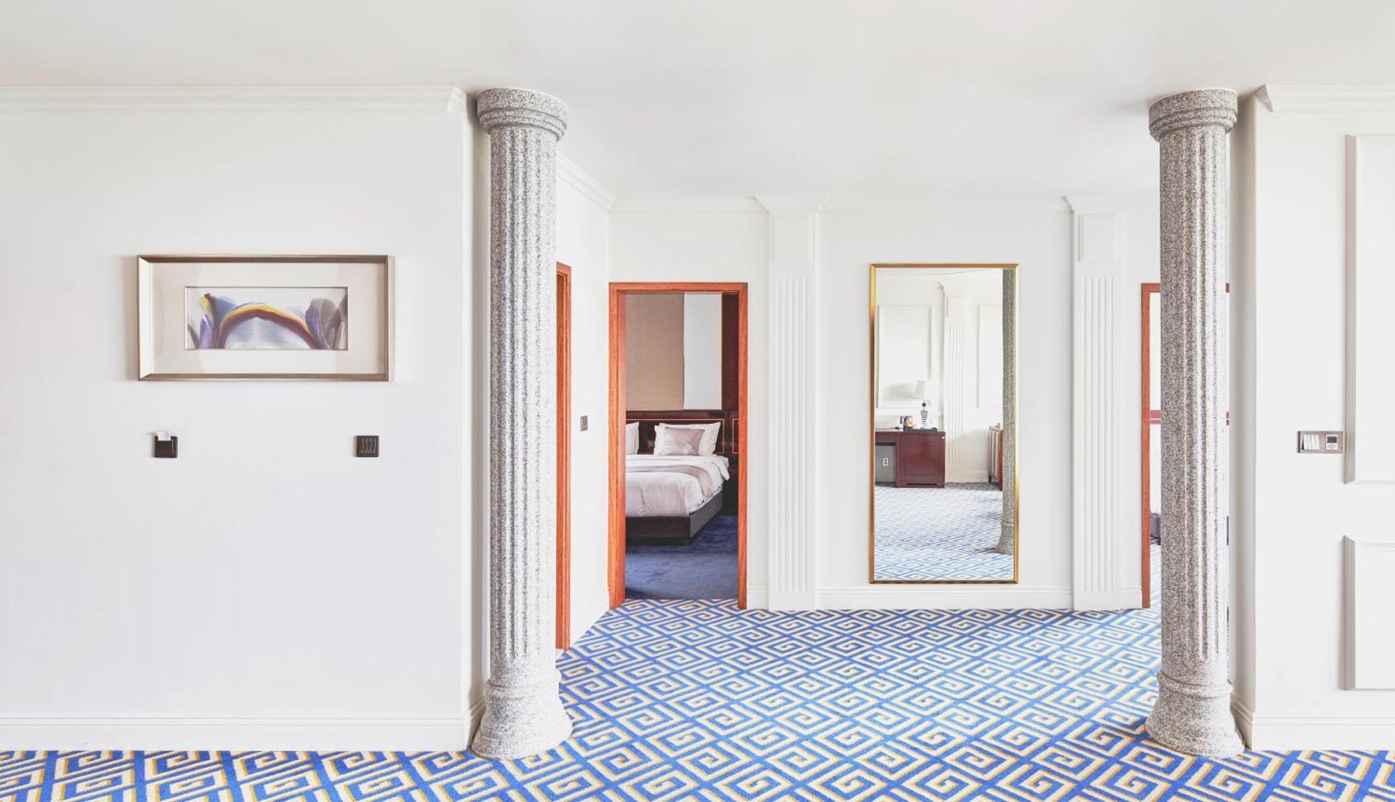 Goldone Hotel & Suites Seogwipo Room photo